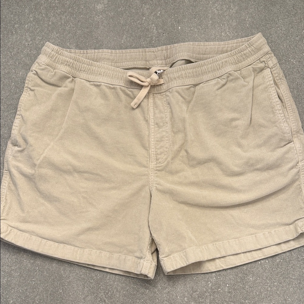 Men's Beige Drawstring Shorts